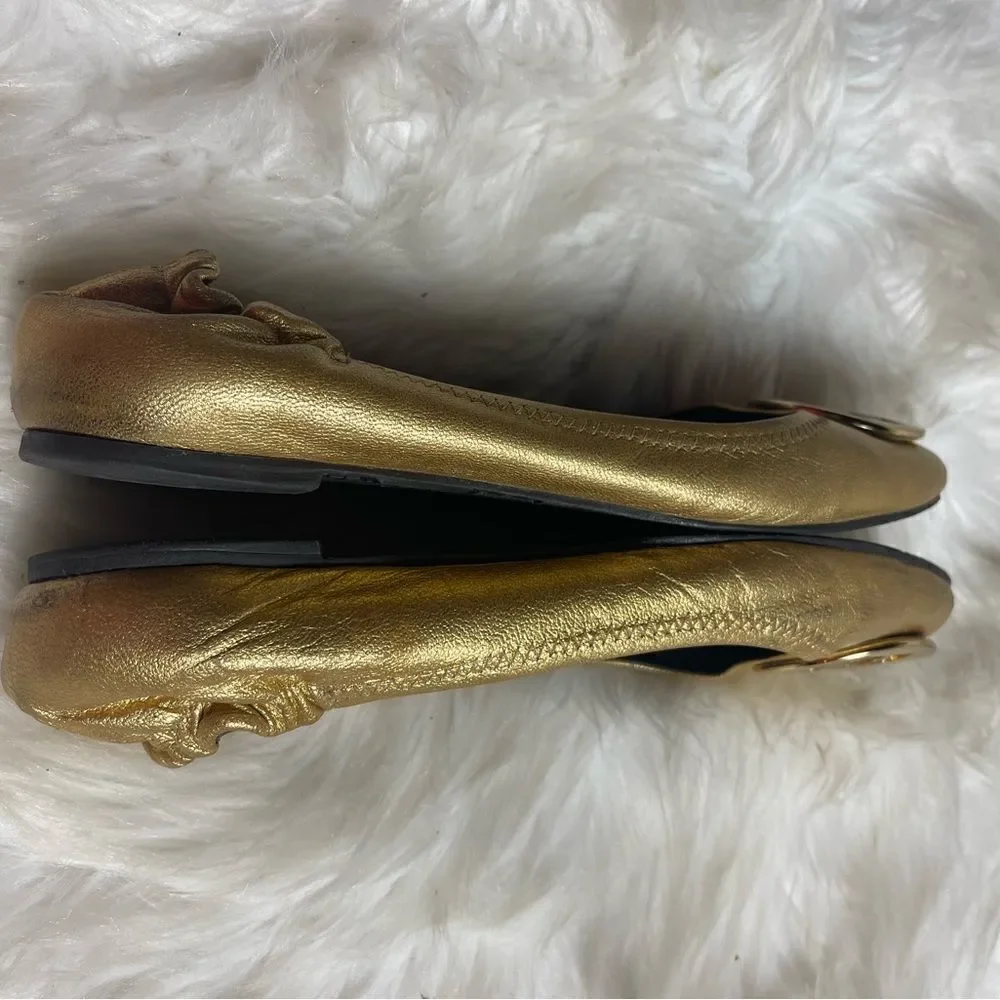 Tory Burch leather Gold slip on  flats round toe gold tone logo accent SZ9M